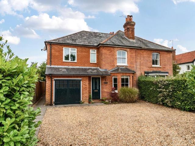 4 bedroom semi detached house for sale