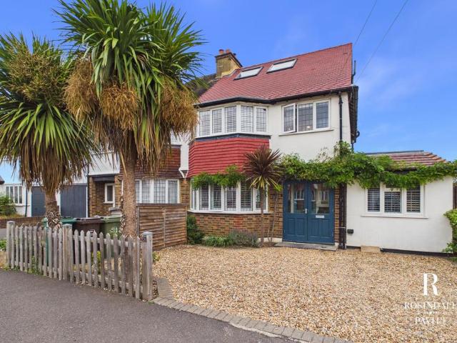 4 bedroom semi detached house for sale