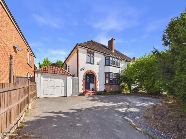 4 bedroom semi detached house for sale