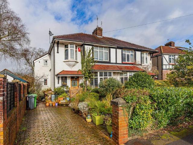 4 bedroom semi detached house for sale