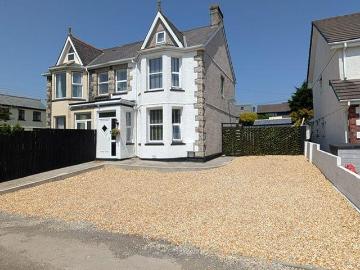 4 bedroom semi detached house for sale