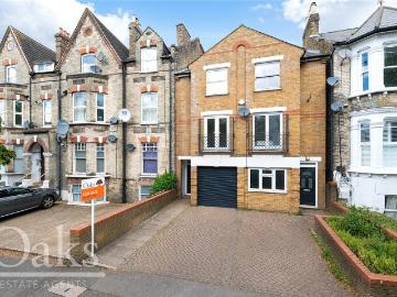 Streatham, London, Greater London - Garden