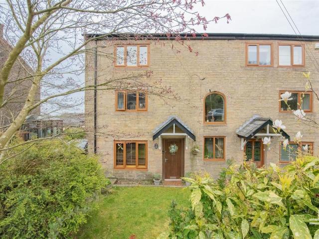 4 bedroom semi detached house for sale