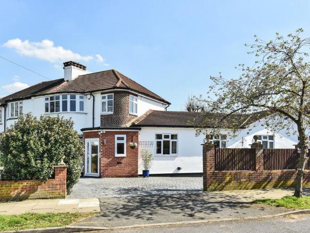 4 bedroom semi detached house for sale