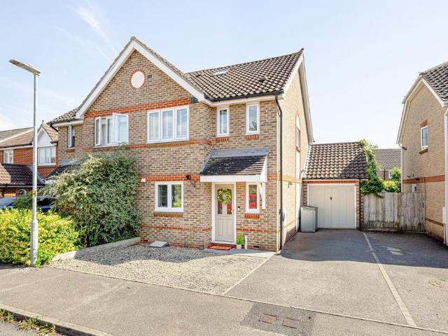 4 bedroom semi detached house for sale