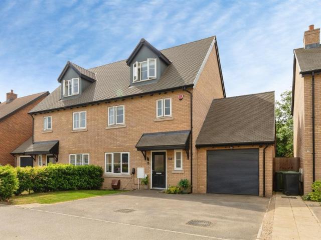 4 bedroom semi detached house for sale