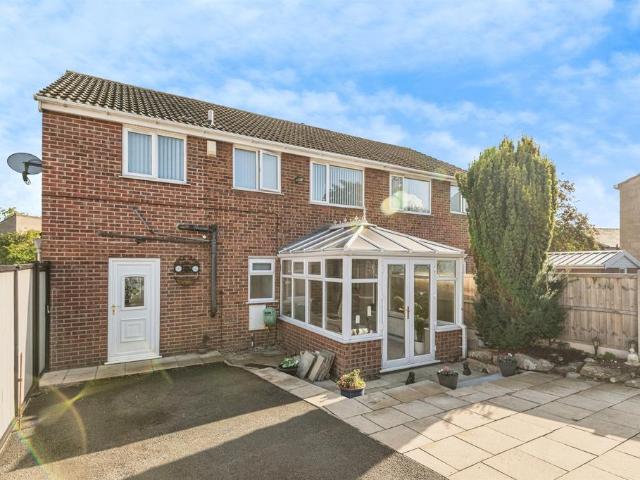 4 bedroom semi detached house for sale