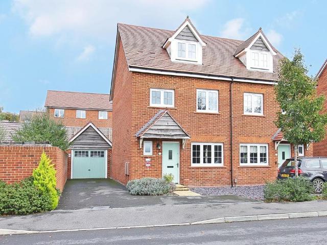 4 bedroom semi detached house for sale