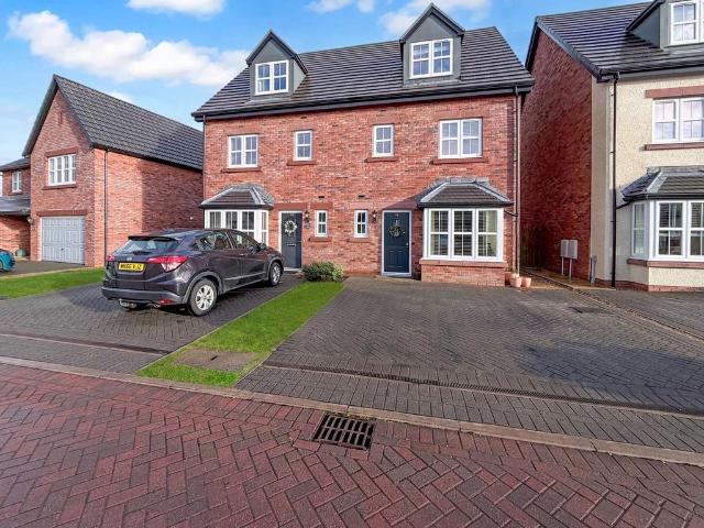 4 bedroom semi detached house for sale
