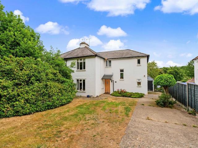 4 bedroom semi detached house for sale