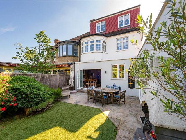4 bedroom semi detached house for sale