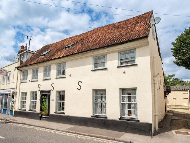 4 bedroom semi detached house for sale