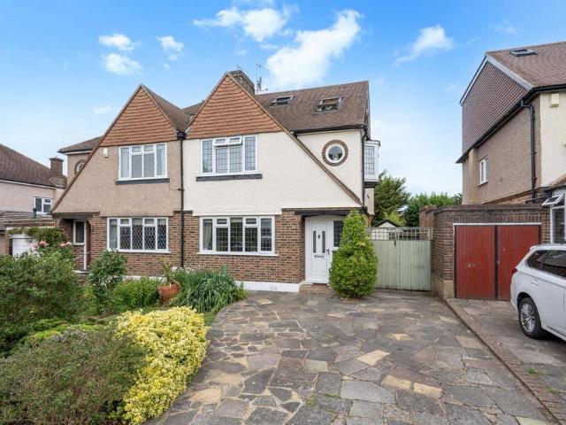 4 bedroom semi detached house for sale