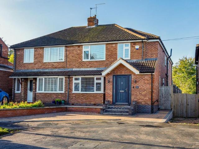 4 bedroom semi detached house for sale