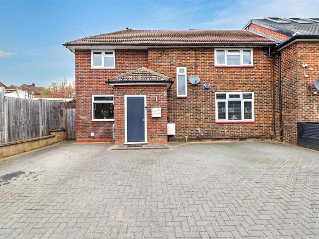 4 bedroom semi detached house for sale