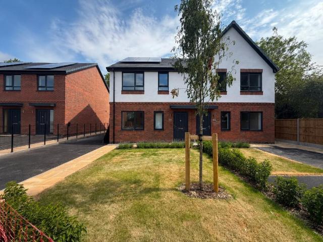 4 bedroom semi detached house for sale