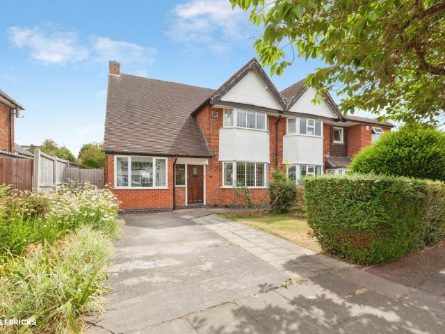 4 bedroom semi detached house for sale