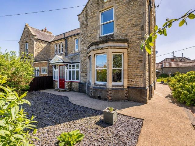 4 bedroom semi detached house for sale