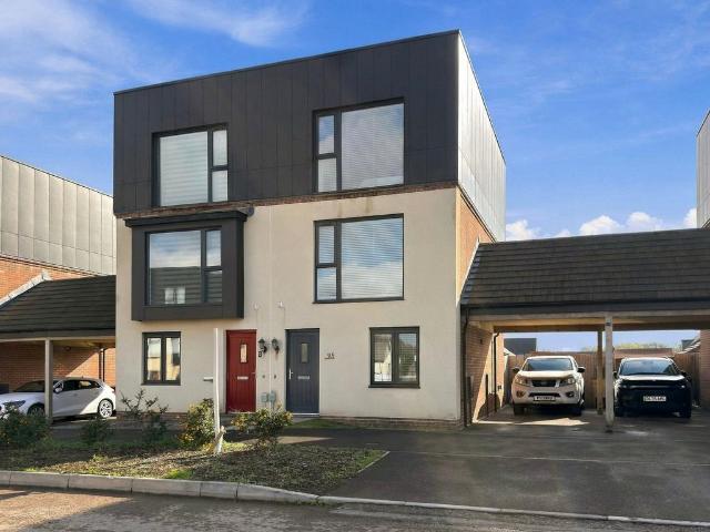 4 bedroom semi detached house for sale