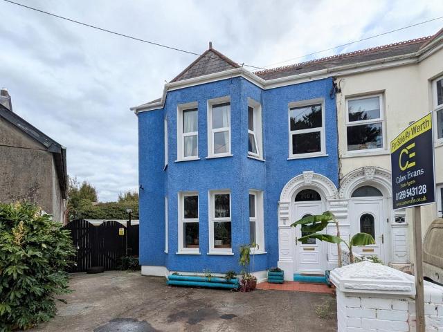 4 bedroom semi detached house for sale