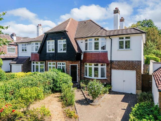 4 bedroom semi detached house for sale