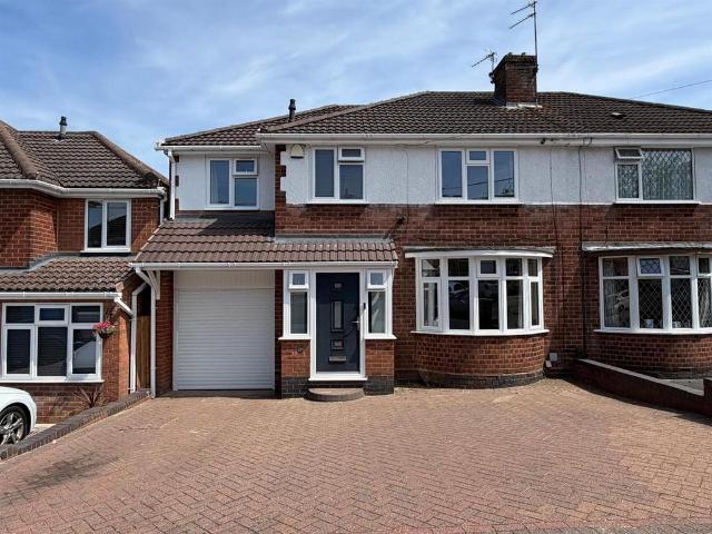 4 bedroom semi detached house for sale