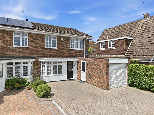 4 bedroom semi detached house for sale