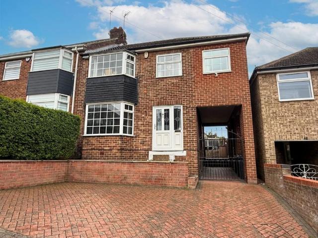 4 bedroom semi detached house for sale