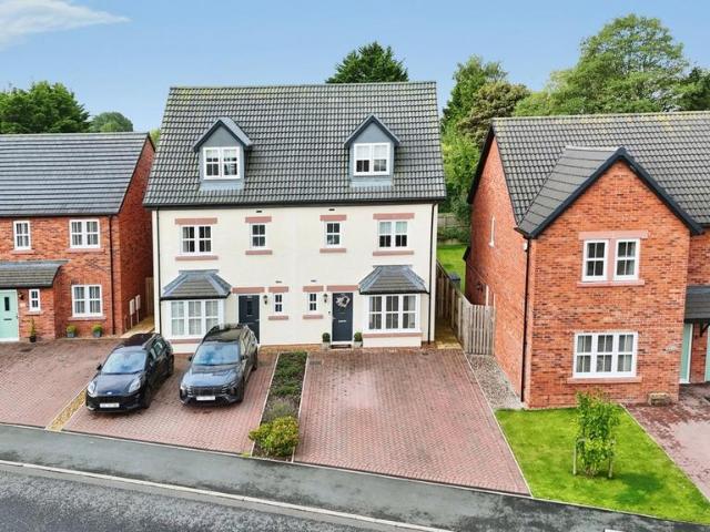 4 bedroom semi detached house for sale
