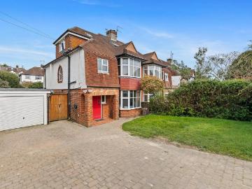 4 bedroom semi detached house for sale