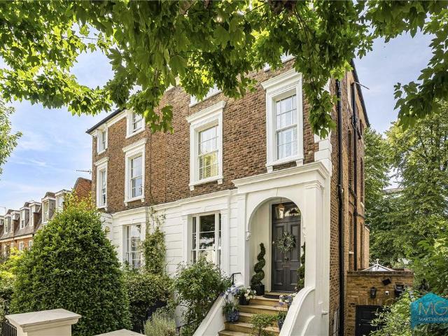 4 bedroom semi detached house for sale