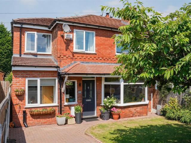 4 bedroom semi detached house for sale