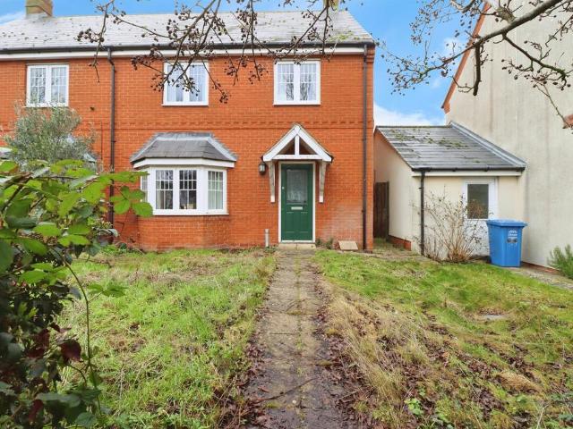 4 bedroom semi detached house for sale