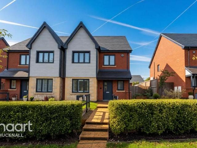 4 bedroom semi detached house for sale