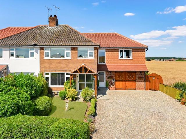 4 bedroom semi detached house for sale