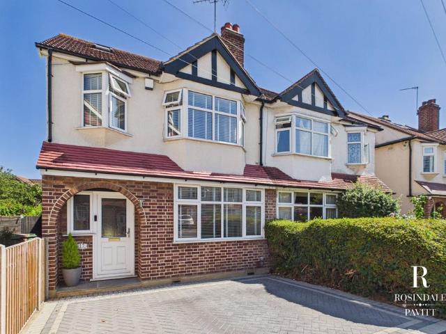 4 bedroom semi detached house for sale