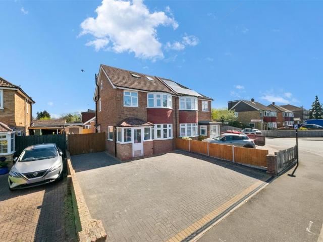 4 bedroom semi detached house for sale