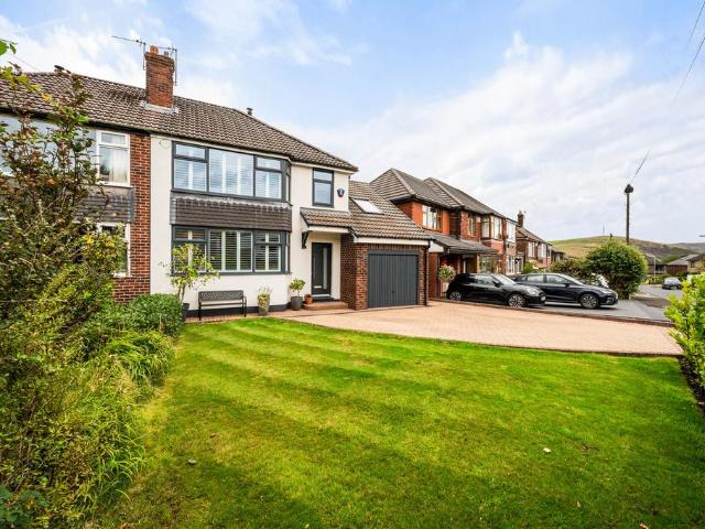 4 bedroom semi detached house for sale