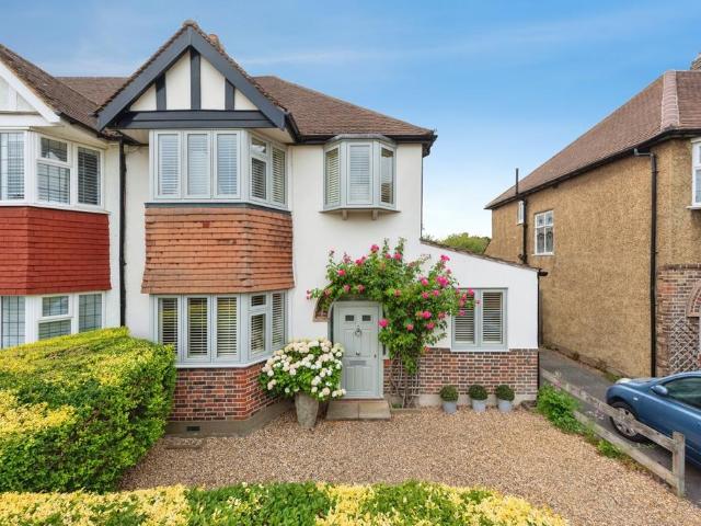 4 bedroom semi detached house for sale