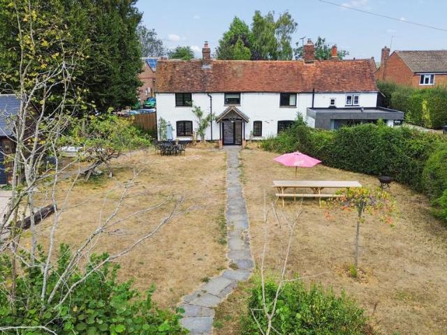 4 bedroom semi detached house for sale