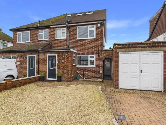 4 bedroom semi detached house for sale