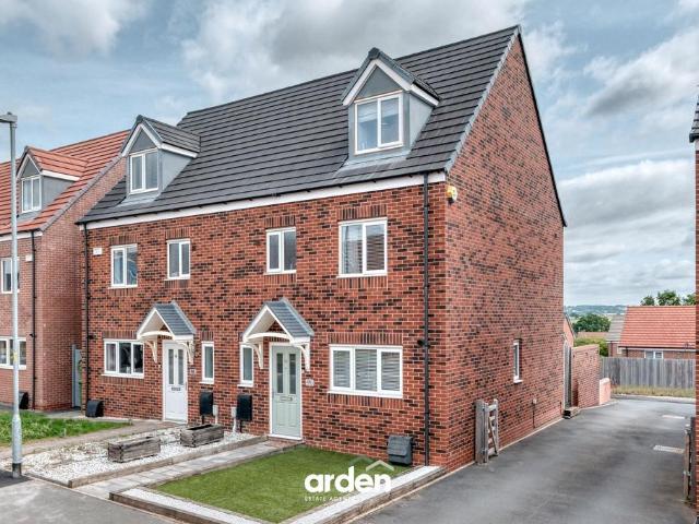 4 bedroom semi detached house for sale