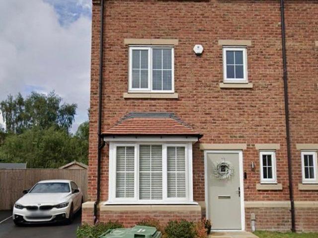 4 bedroom semi detached house for sale