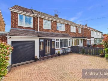 4 bedroom semi detached house for sale