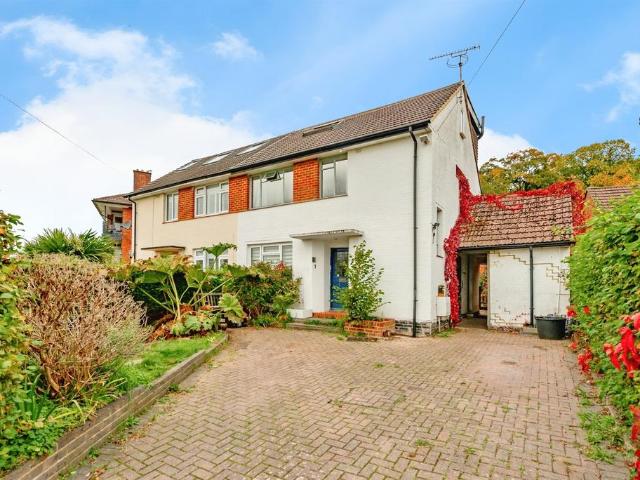 4 bedroom semi detached house for sale
