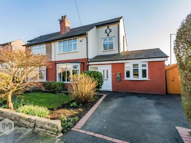 4 bedroom semi detached house for sale