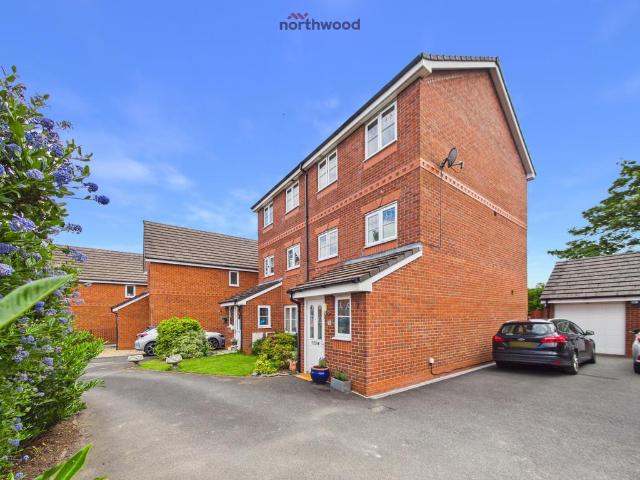4 bedroom semi detached house for sale