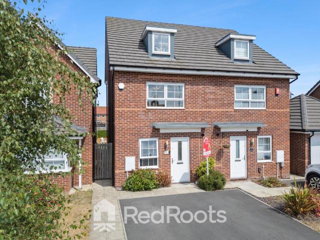 4 bedroom semi detached house for sale