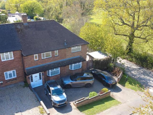 4 bedroom semi detached house for sale