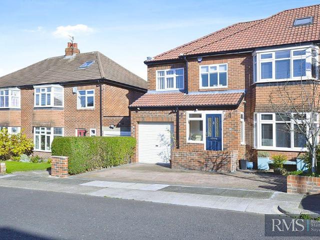 4 bedroom semi detached house for sale